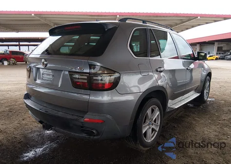 2007 BMW X5 4.8I z USA, uszkodzony, nr VIN 5UXFE83527LZ44987